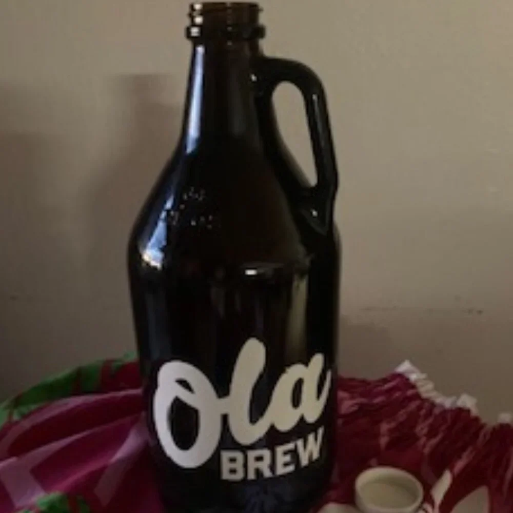 OLA BREW HAWAII KONA HILO TAP ROOMS HAWAII ISLAND 64 OZ DARK AMBER GLASS GROWLER